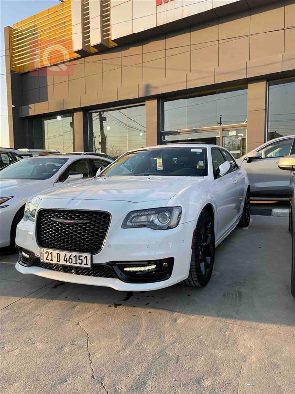 Chrysler for sale in Iraq